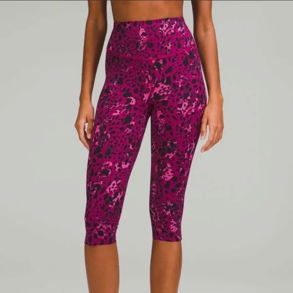 Lululemon Base Pace Pink Animal Print Leggings Size 8 MSP$88