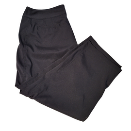 Tail Black Women's Classic Fit Golf Capris Size 12. MSP$86