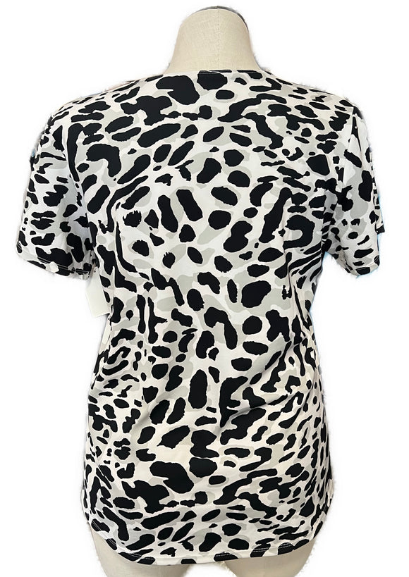 Tail White Black Animal Print Short Sleeve Activewear Top Size XL MSP$75