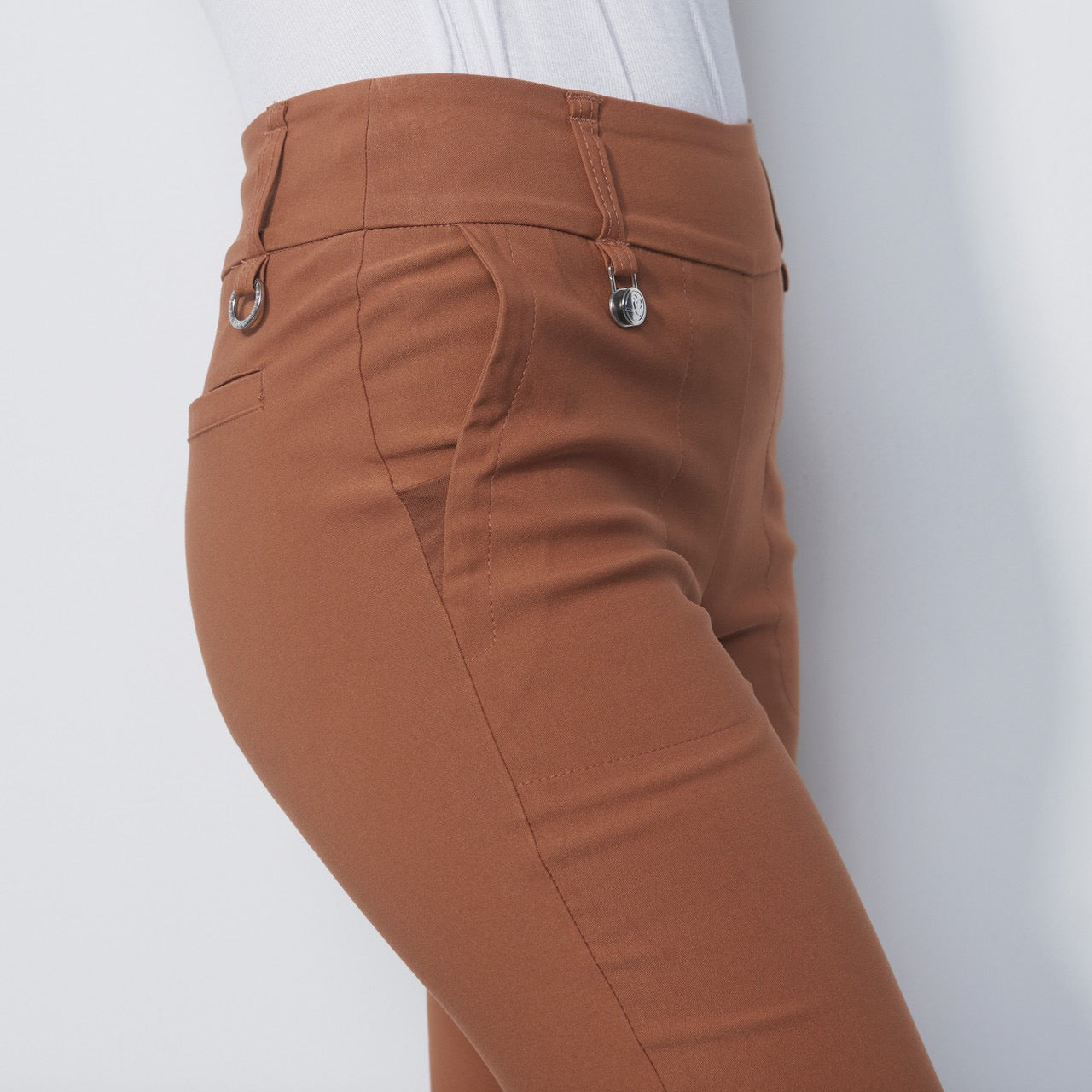 New Daily Sports Magic Cinnamon 31" Golf Pants Size 12 MSP$170
