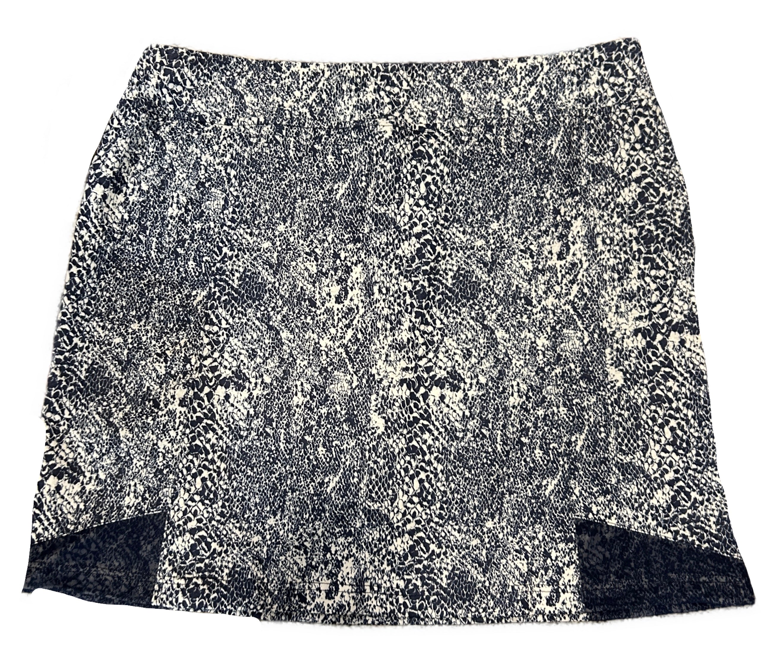 Bette & Court Navy & WHite Snakeskin Print Golf Skort Size L MSP$80 - 0