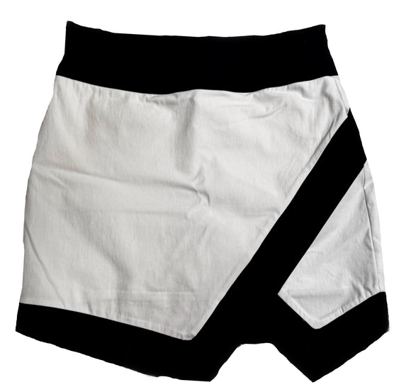 Jofit White Women’s Golf Skort w/Black Accents Size XS