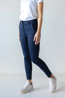 New Abendroth Women's Ruth Golf Trouser in Navy MSP$175