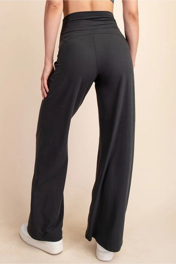 New Rae Mode Black V-Waist Butter Activewear Pant - 0