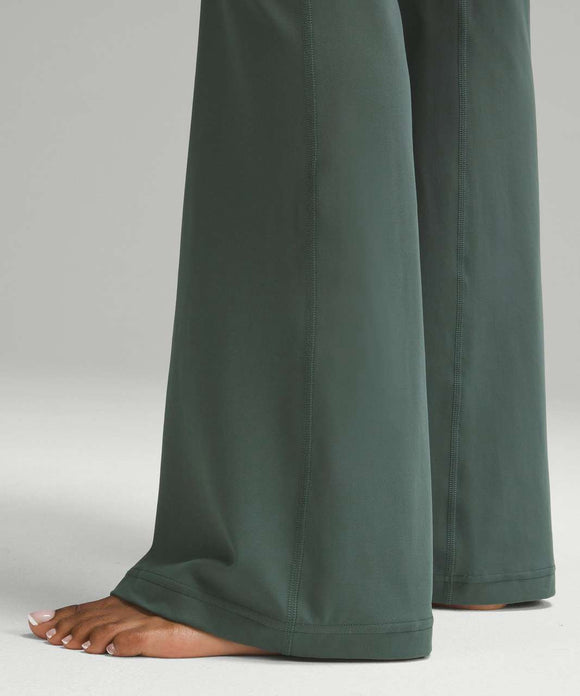 New Lululemon Groove Super-High-Rise Flared Pant Nulu Size 4 MSP$118