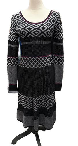 Krimson Klover Black & Gray Geo Scoop-neck Sweater Dress Size M MSP$149