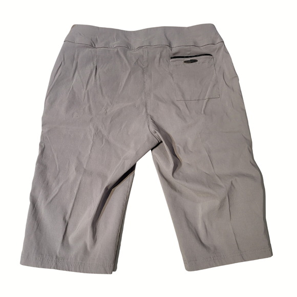 Jamie Sadock Light Gray Pull-On Long Short Size 12