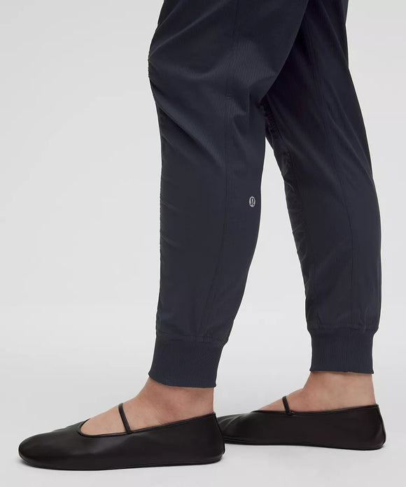 Lululemon Women's Navy Dance Studio Mid-Rise Jogger Size 10 MSP$118