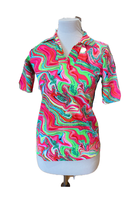 New Tzu Tzu V-neck Half Sleeve Golf Top - Dazzle Size S MSP$99